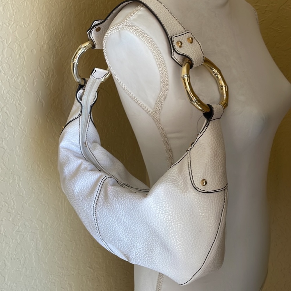 Mondani Pebbeled Handbag